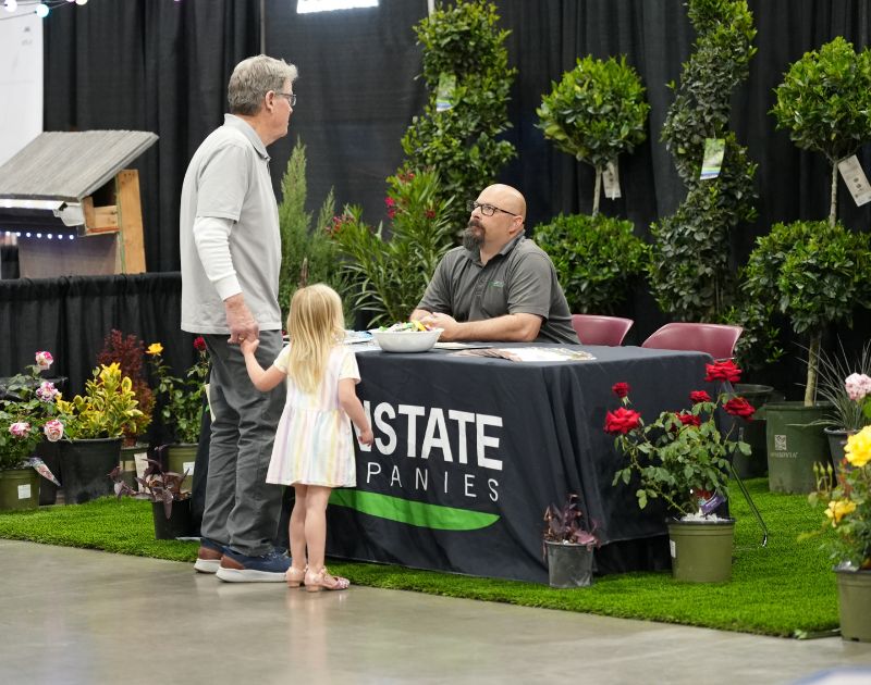 Homeowners and exhibitors at a Nationwide Expos home show, photo 1