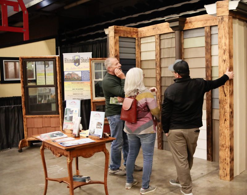 Homeowners and exhibitors at a Nationwide Expos home show, photo 8